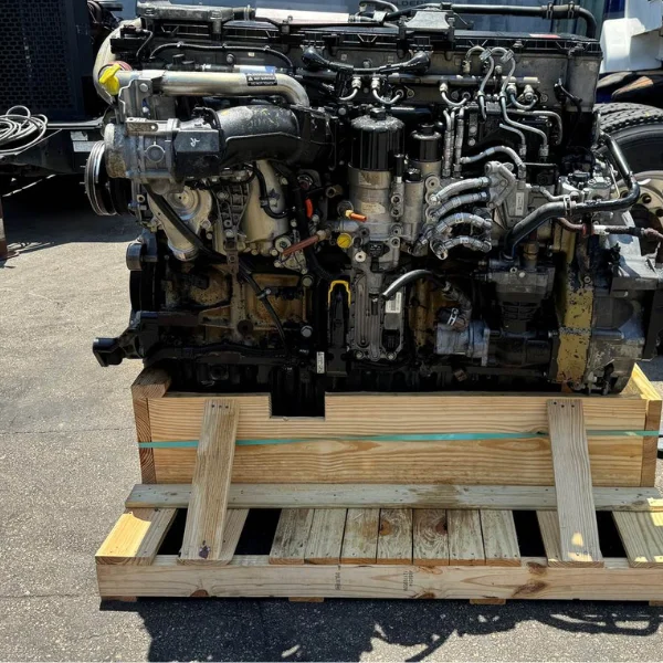 Used Detroit DD13 Engine for Sale - Image 2