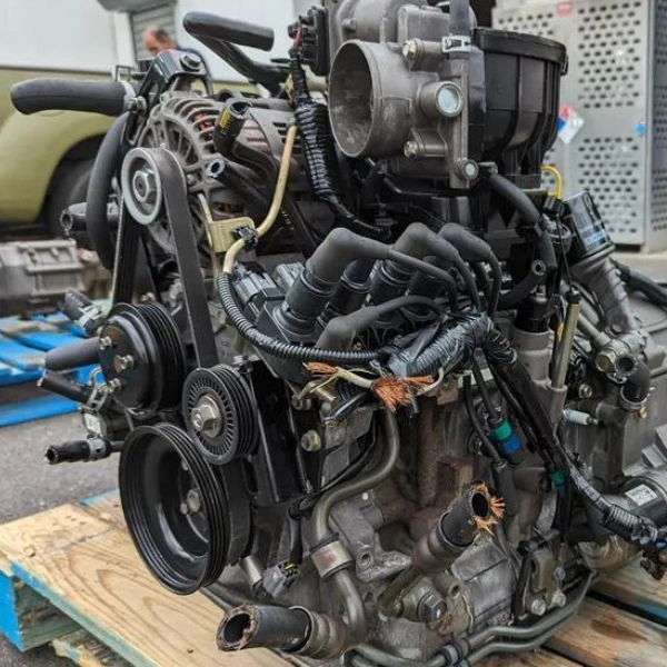 4.7L V8 Magnum Engine for Sale - Image 3