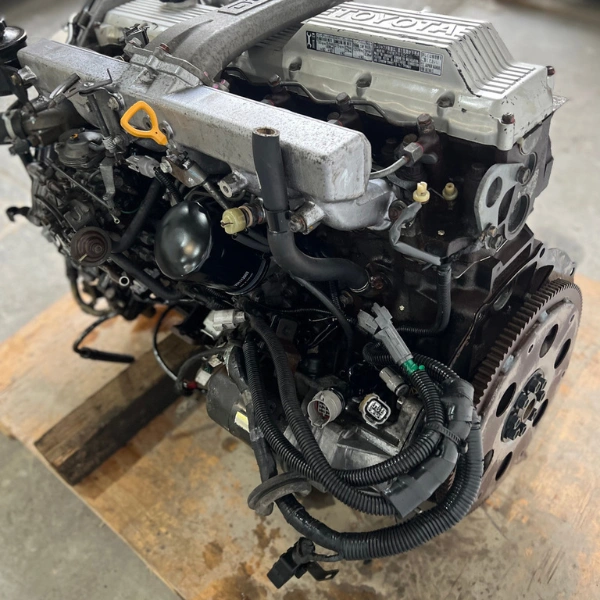 Toyota 2ZZ Engine for Sale - Image 2